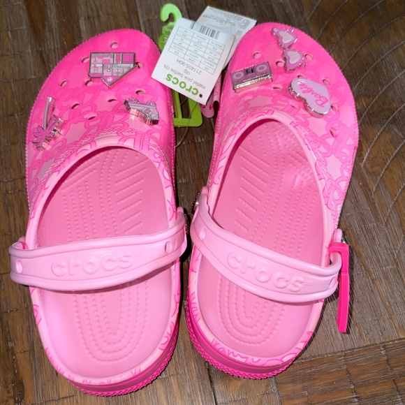 Mattel Barbie CROCS with 6 jibbitz - Picture 2 of 6